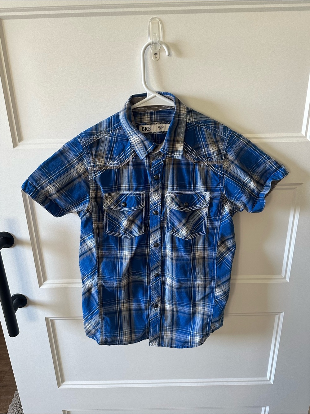 BKE Blue White Plaid Short-Sleeve Button-Down Shirt